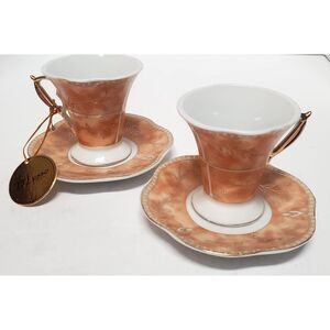 D'Lusso Demitasse 2 Cups & 2 Saucers Peach/Gold Scallop Floral Design Gold Edge